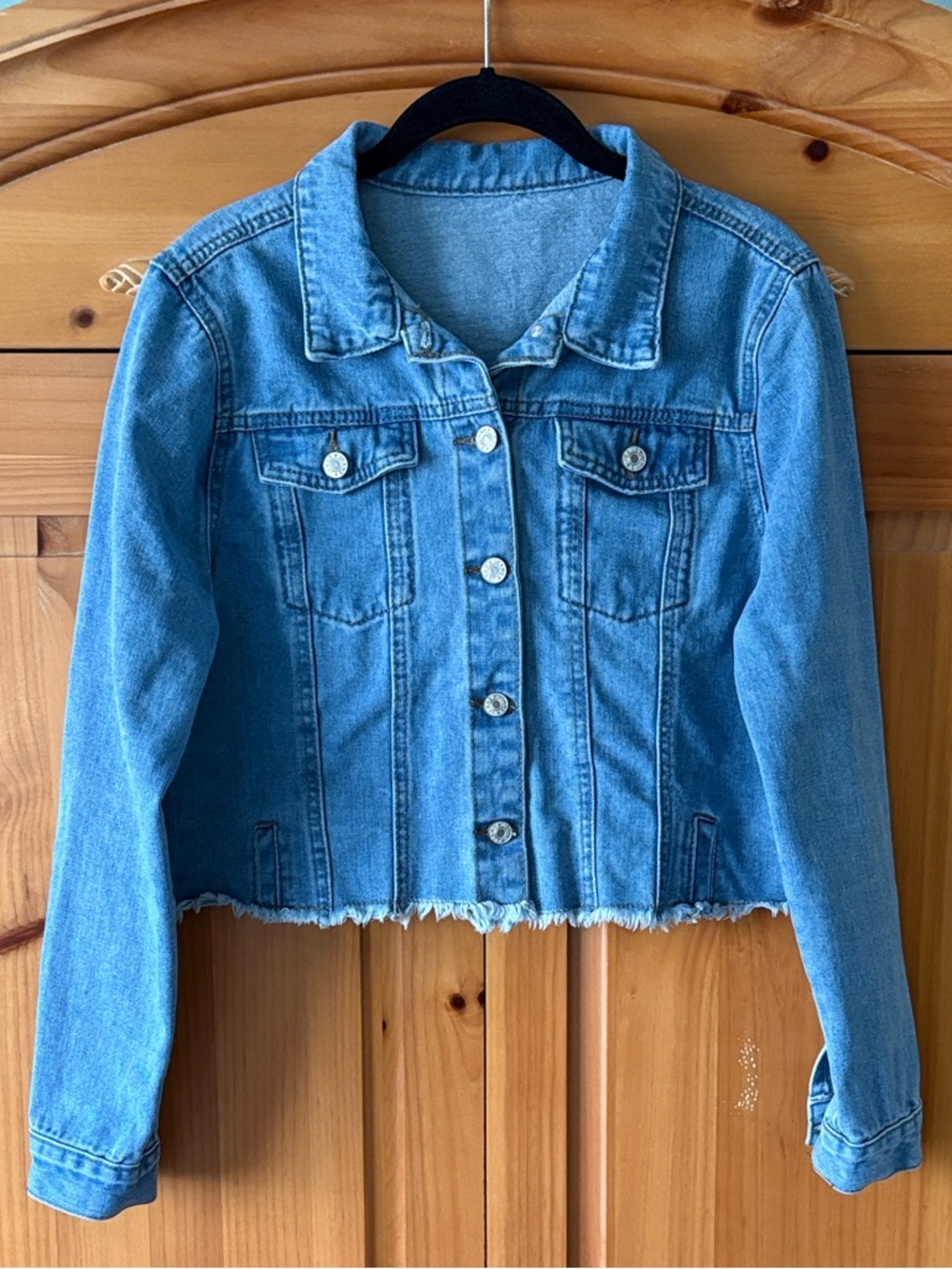 🌟HP🌟Jeans Cropped Raw Edge Jean Jacket